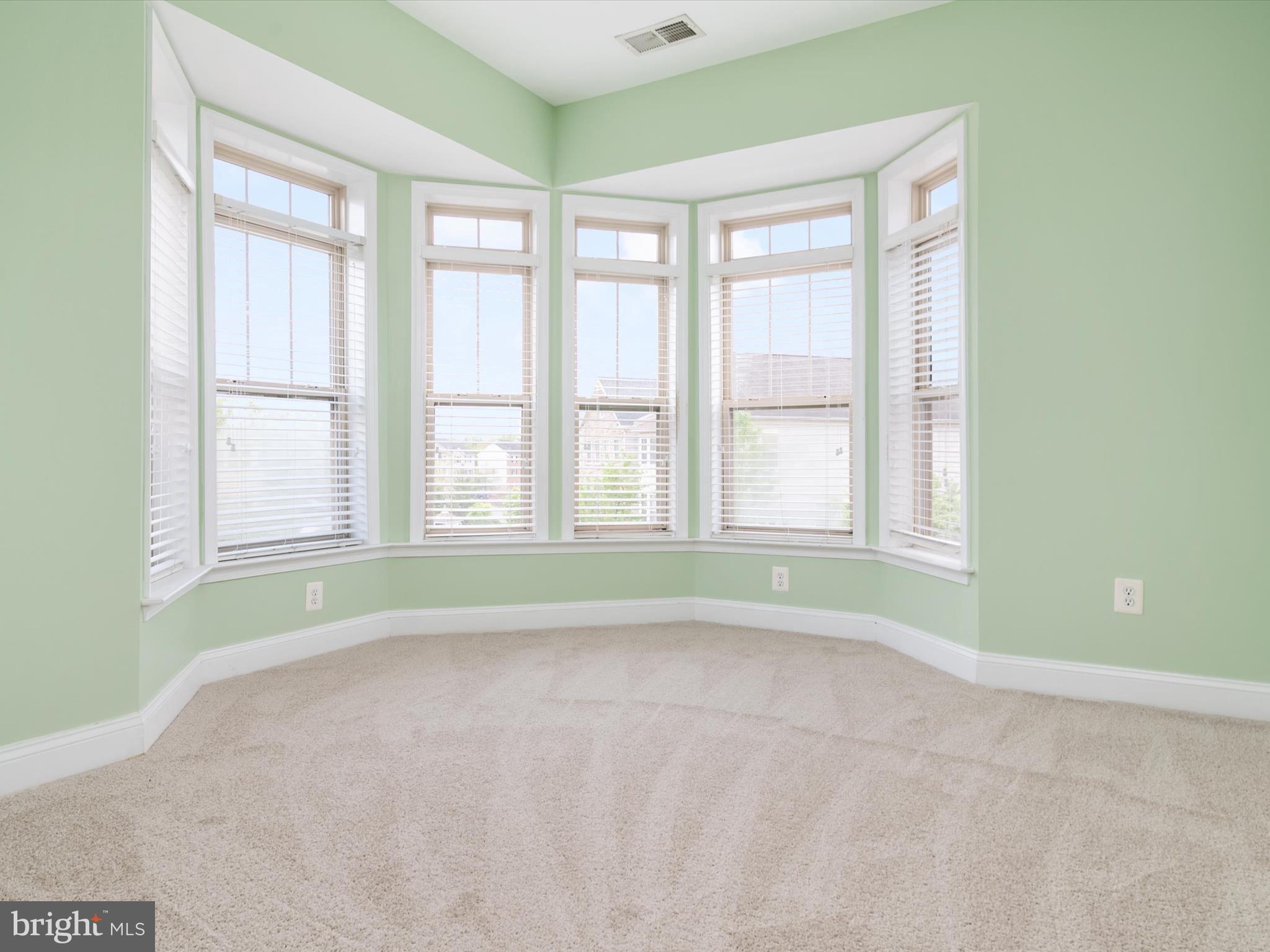 CROFTON VALLEY - Residential