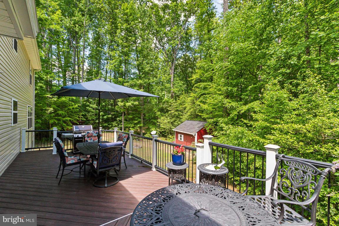 ROCKY RUN ESTATES - Residential