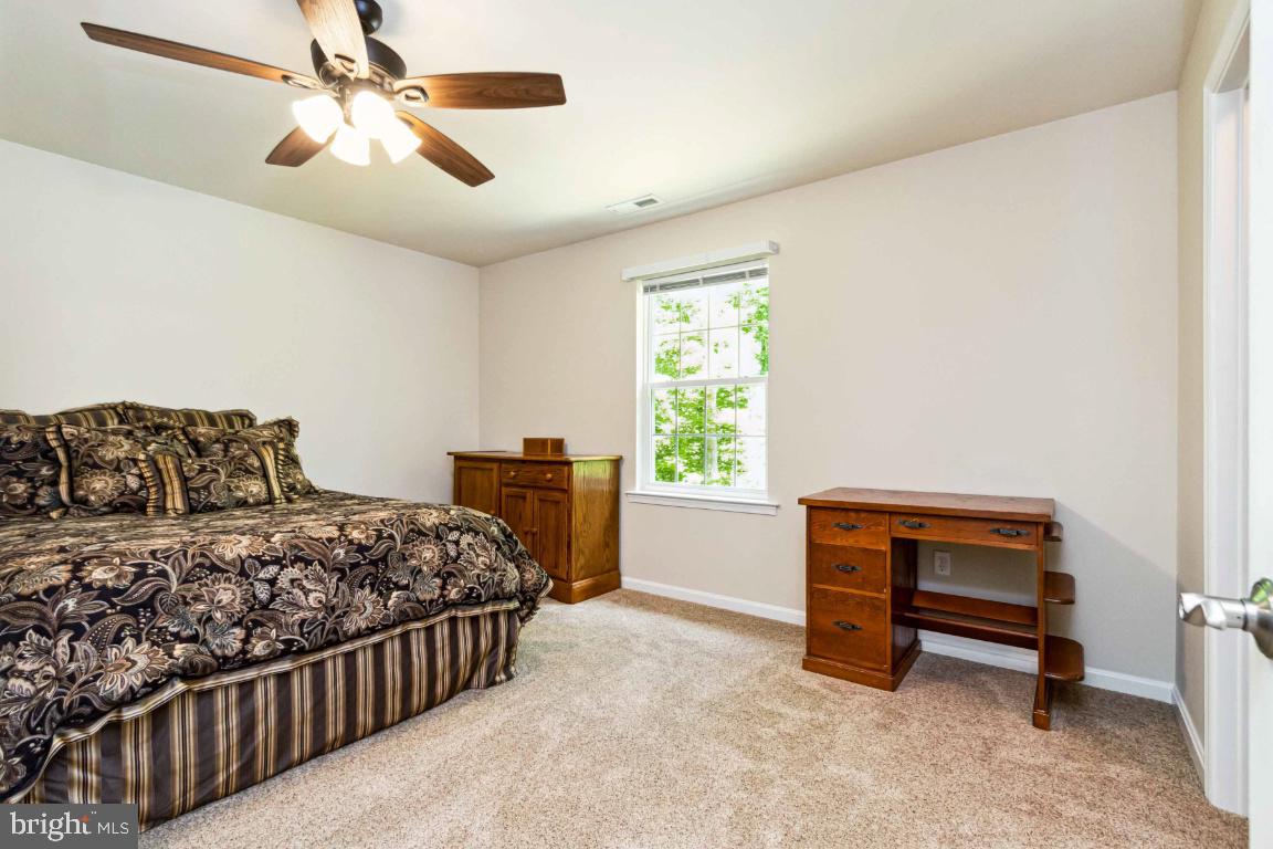 ROCKY RUN ESTATES - Residential