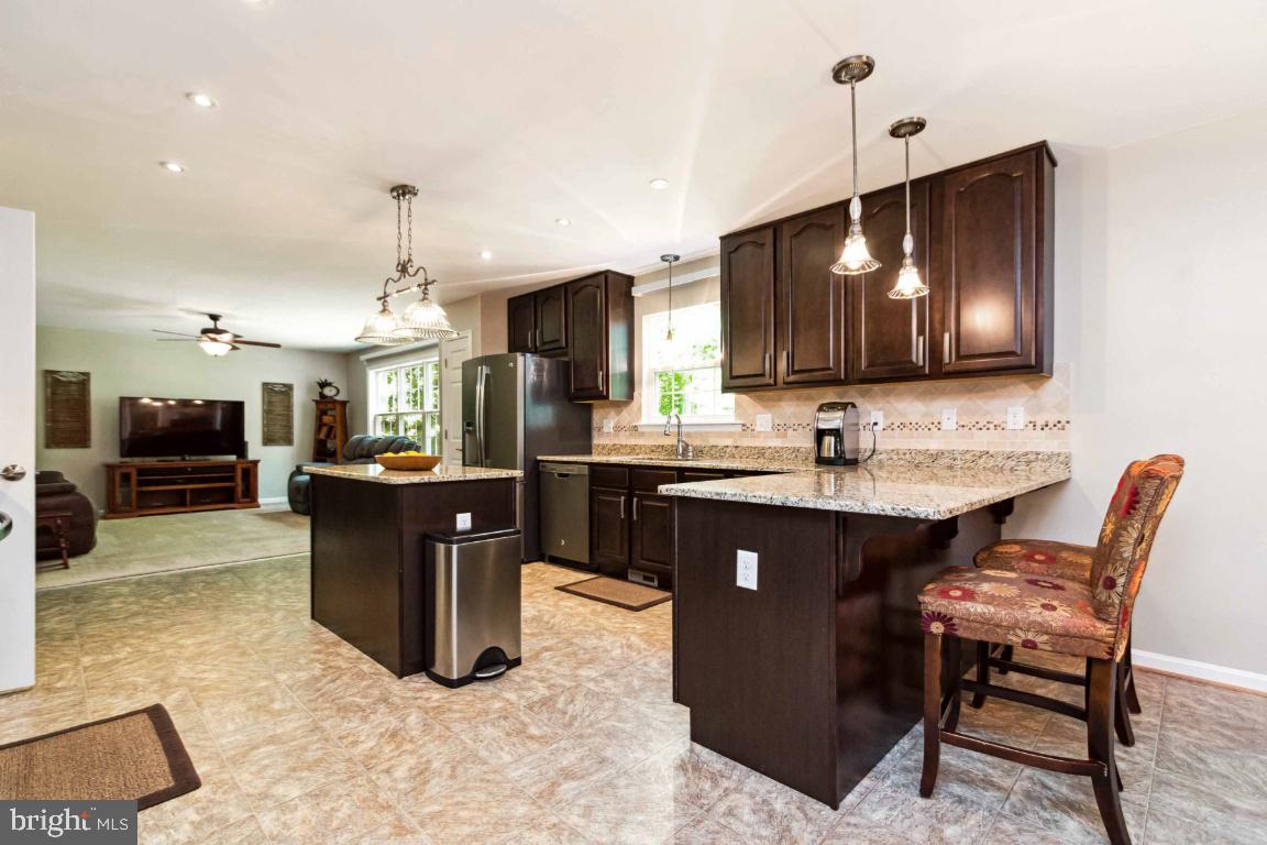 ROCKY RUN ESTATES - Residential