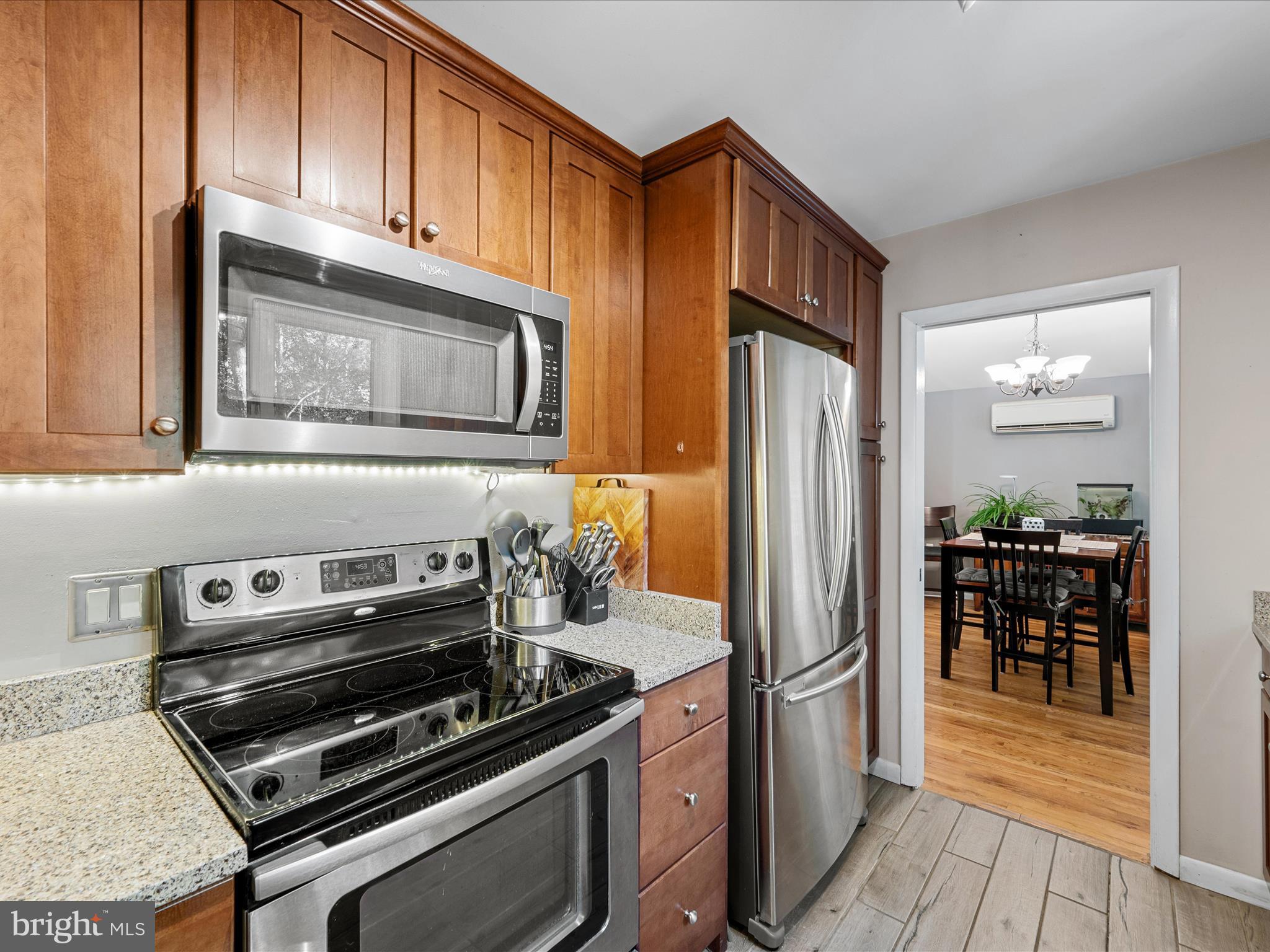 LAKE HOLIDAY ESTATES - Residential