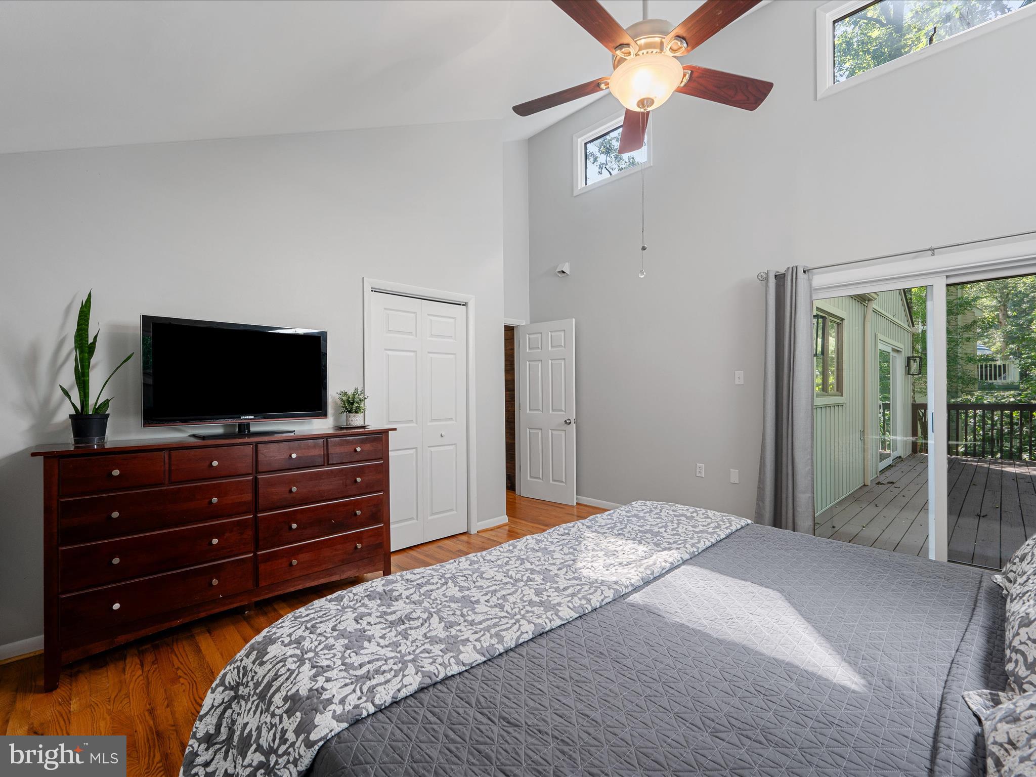 LAKE HOLIDAY ESTATES - Residential