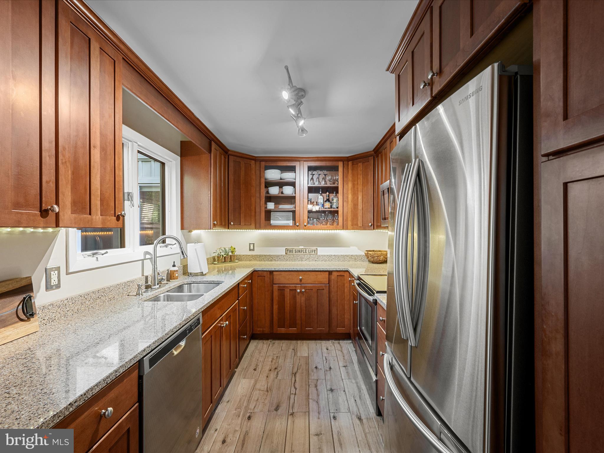 LAKE HOLIDAY ESTATES - Residential