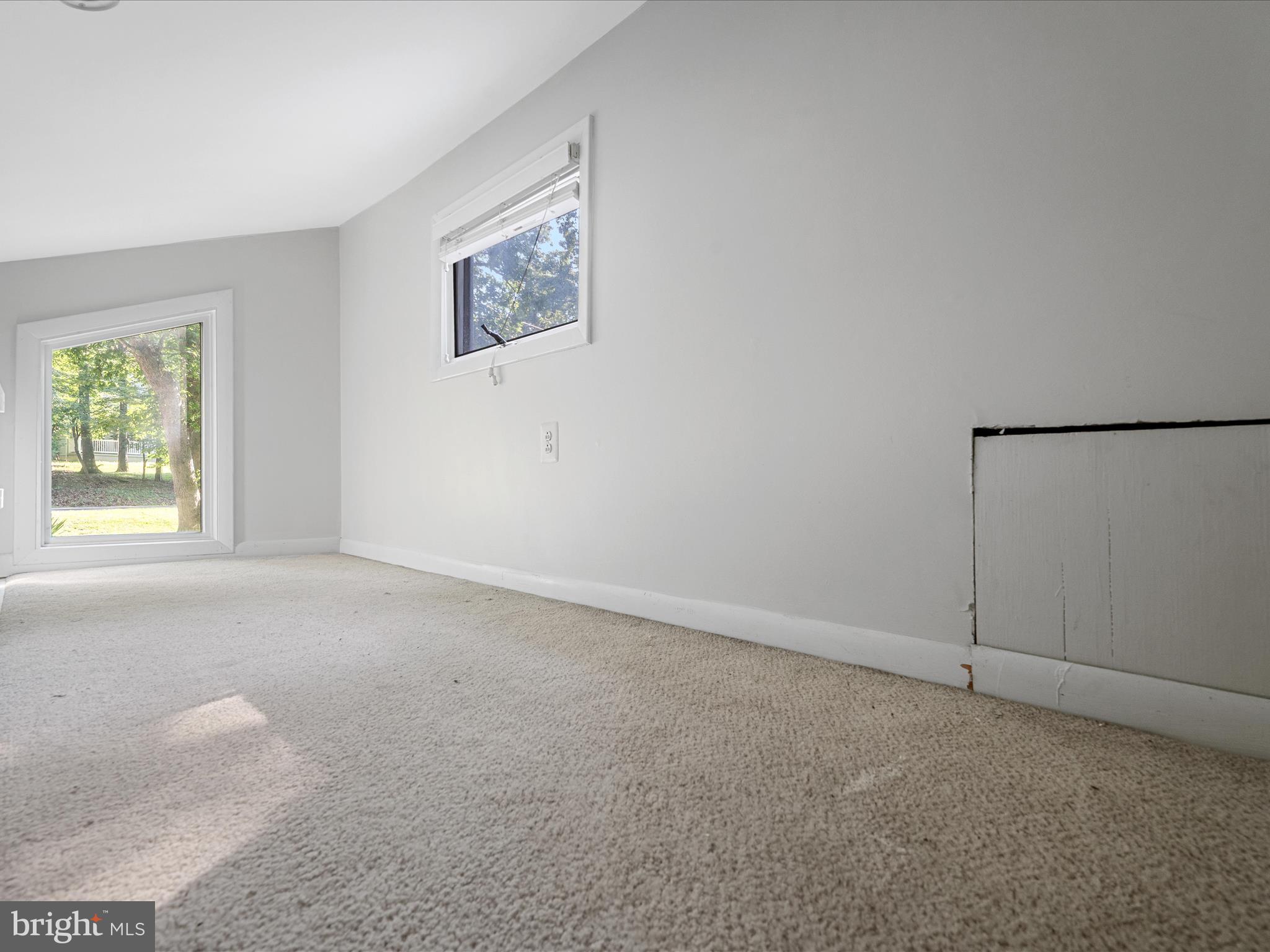 LAKE HOLIDAY ESTATES - Residential