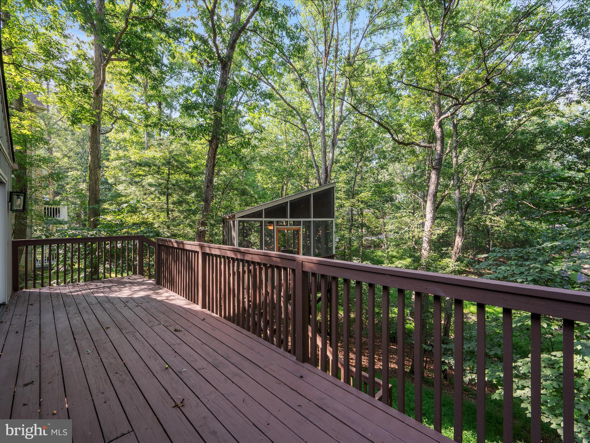 LAKE HOLIDAY ESTATES - Residential