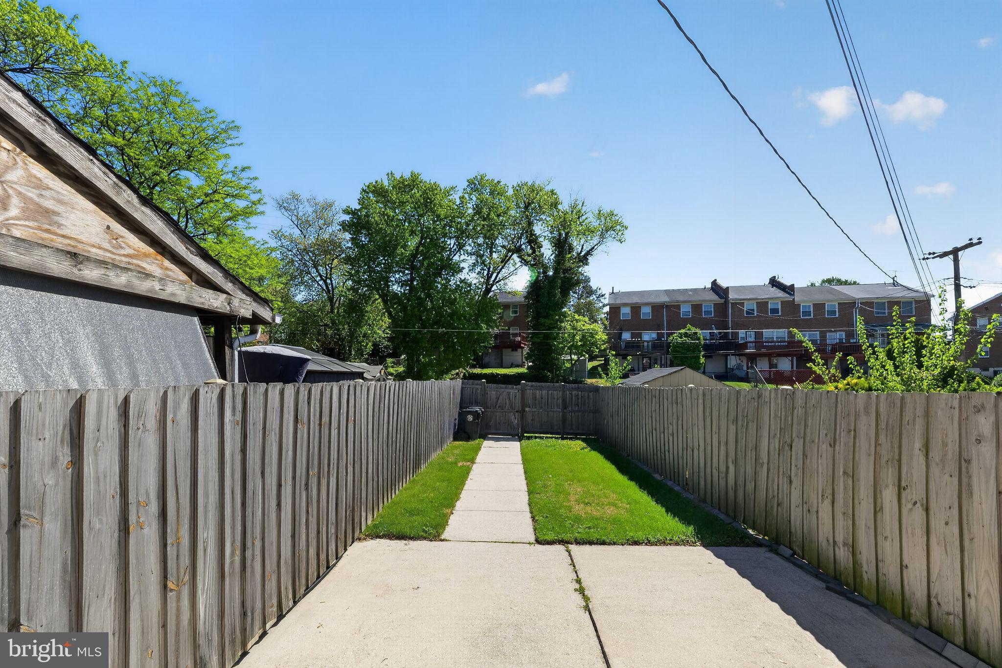 PELHAM WOOD - Residential