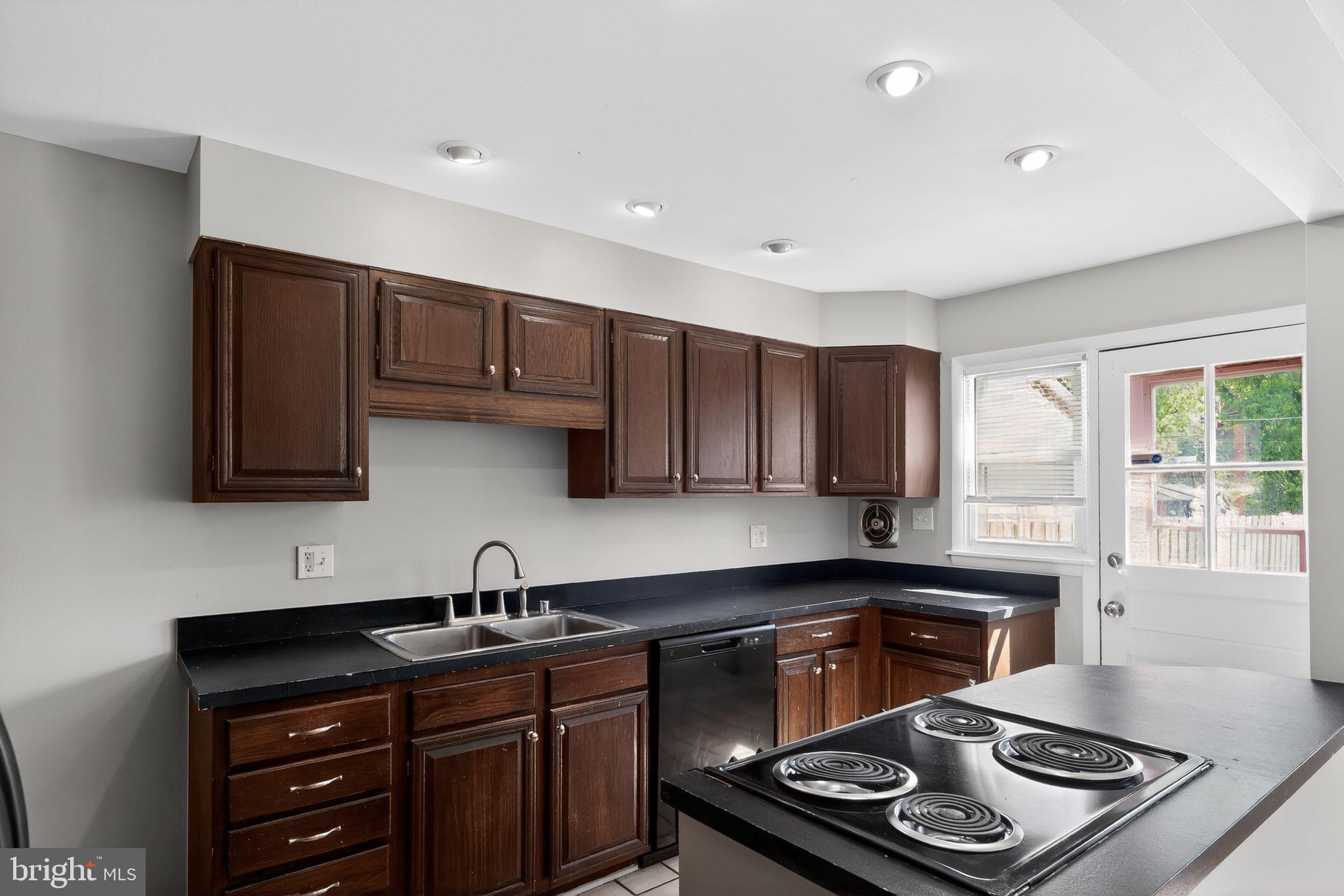 PELHAM WOOD - Residential