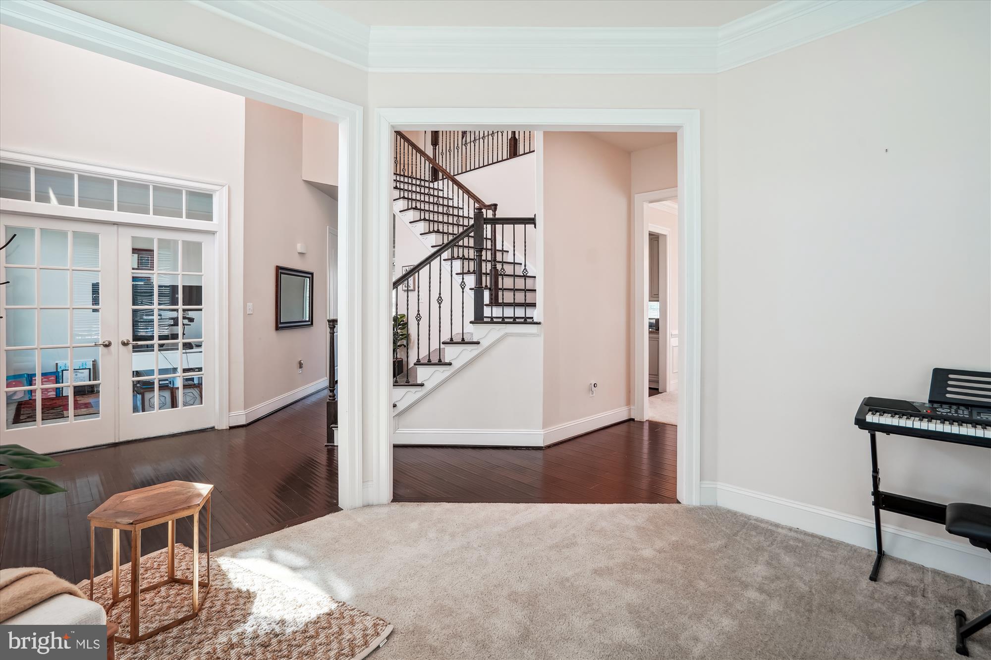 OAK CREEK - Residential