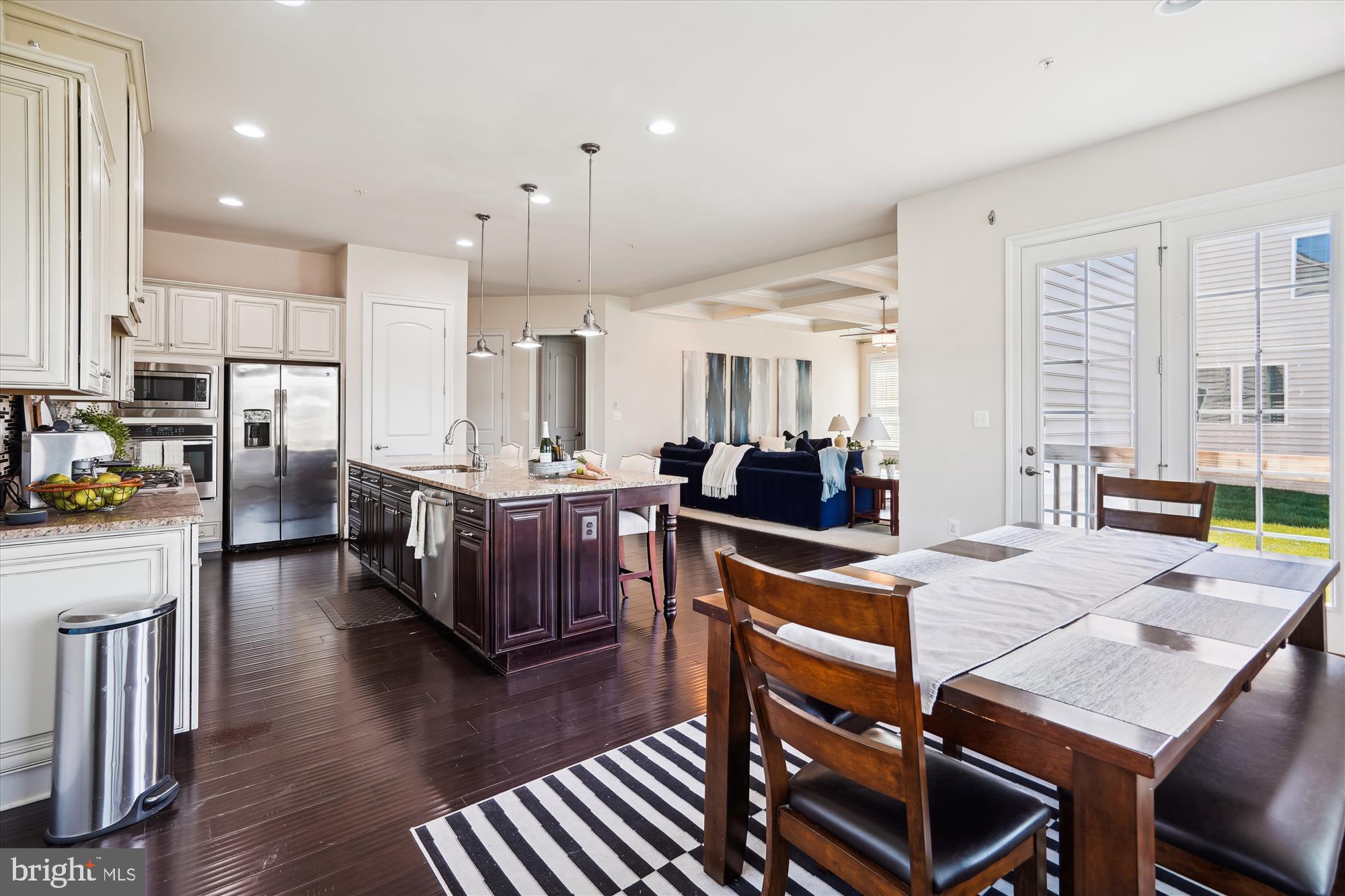 OAK CREEK - Residential