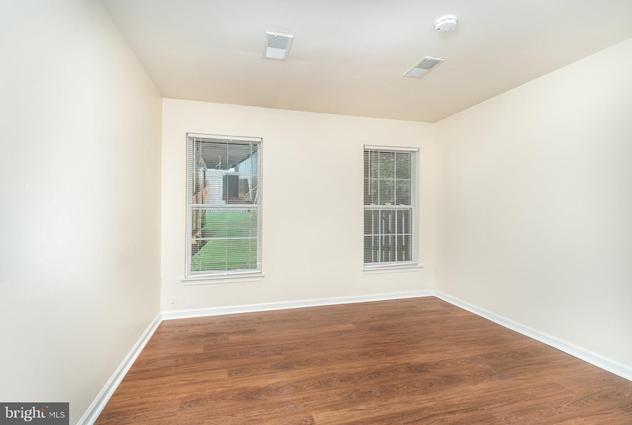 GLENEAGLES - Residential Lease