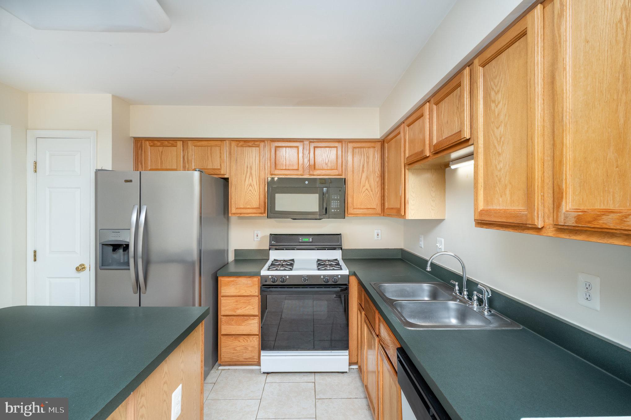 GLENEAGLES - Residential Lease