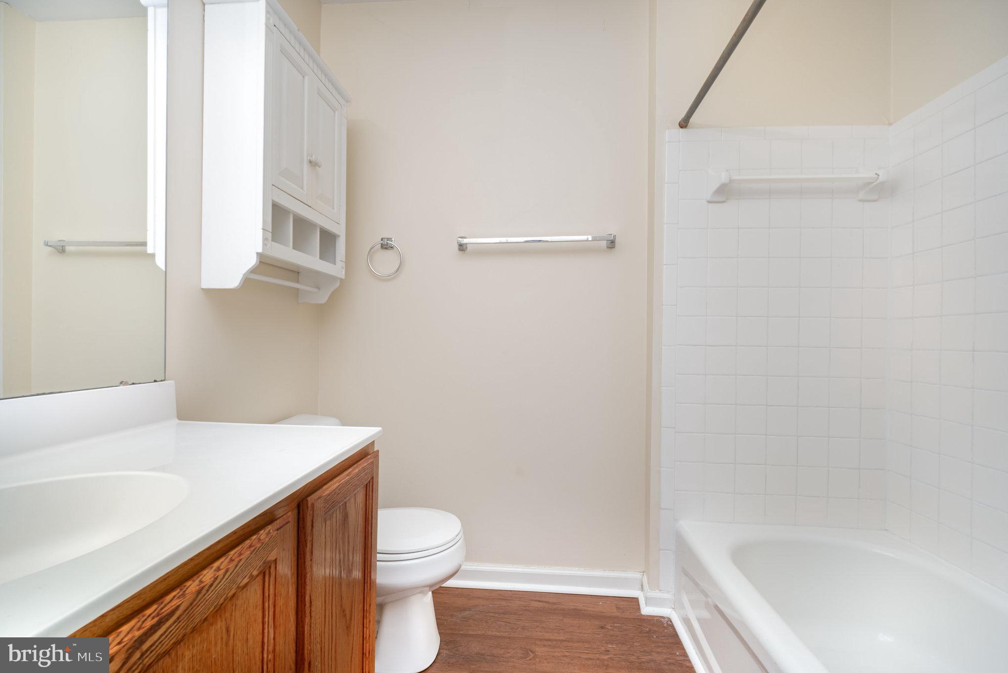 GLENEAGLES - Residential Lease