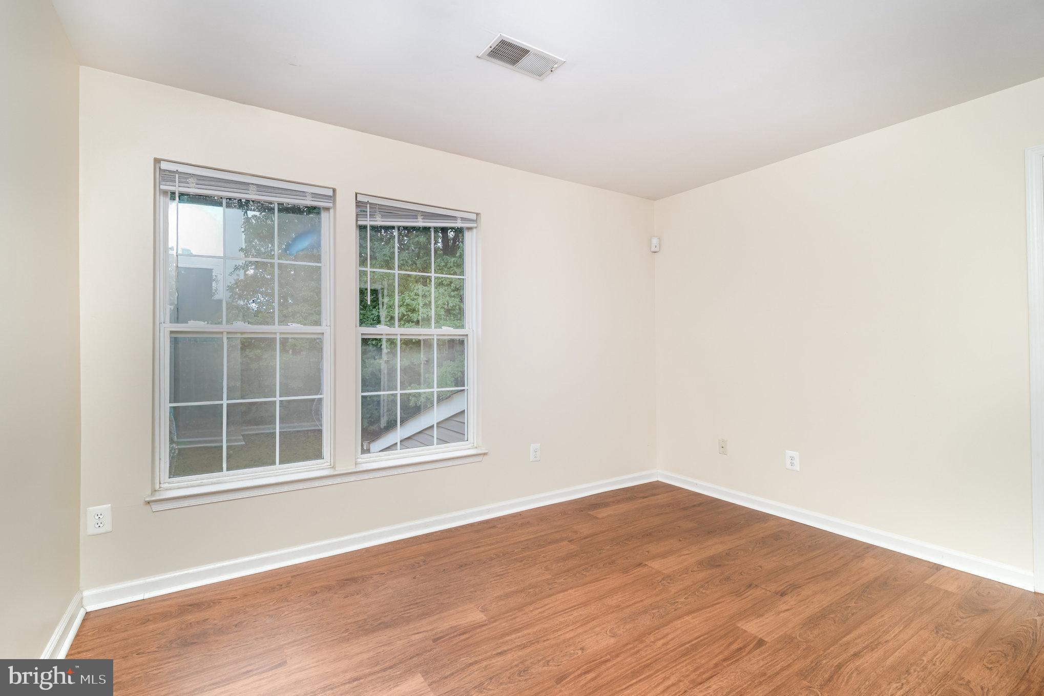 GLENEAGLES - Residential Lease