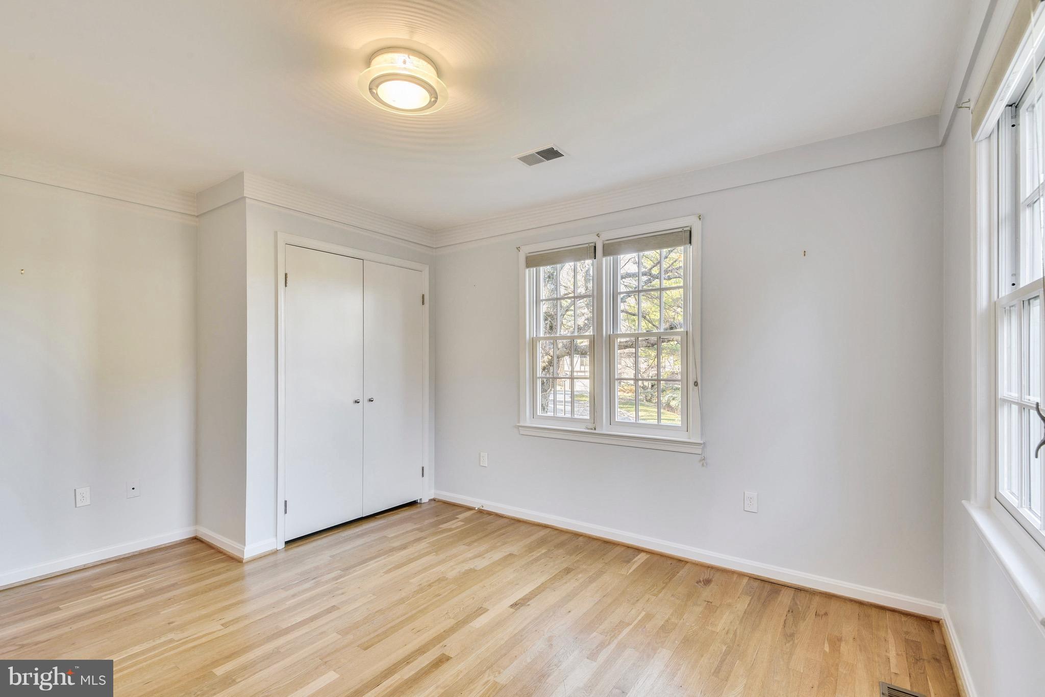 HILLMEAD - Residential