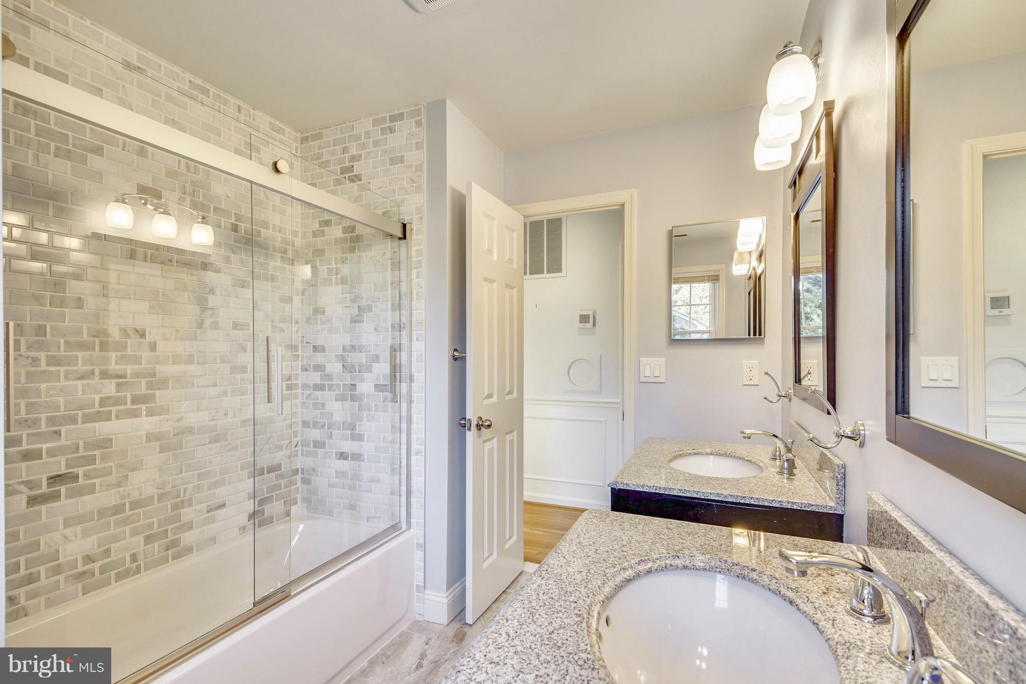 HILLMEAD - Residential