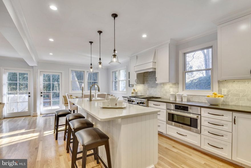 INCREDIBLE OPPORTUNITY IN HILLMEAD! 2017 STUNNING TOP-TO-BOTTOM RENOVATION! PRIVATE SERENE BACKYARD. 6BR INCL 1 BR ON MAIN LVL; GENEROUS ROOM SIZES, GOURMET KITC OPENING TO FAM RM W GAS FP; BUILT-INS GALORE, HRDWD FLRS; LUXURIOUS BATHRMS; MASTR SUITE W DUAL WALK IN CLOSETS; MASTER BATH W HEATED FLRS, SEP SHWR; LIGHT-FILLED RMS; AWESOME REC RM & LEGAL BR ON LL; EXPANSIVE DECK & PATIO; 2 CAR GAR!