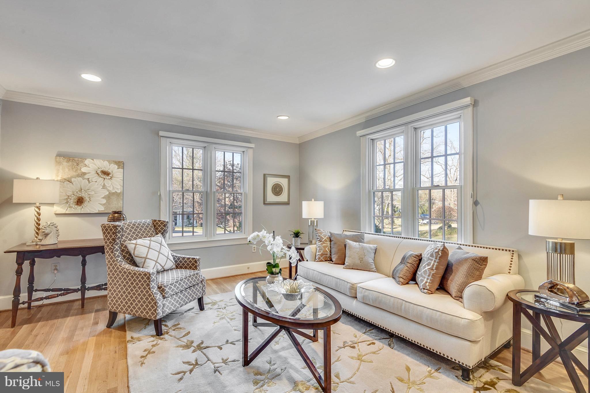 HILLMEAD - Residential