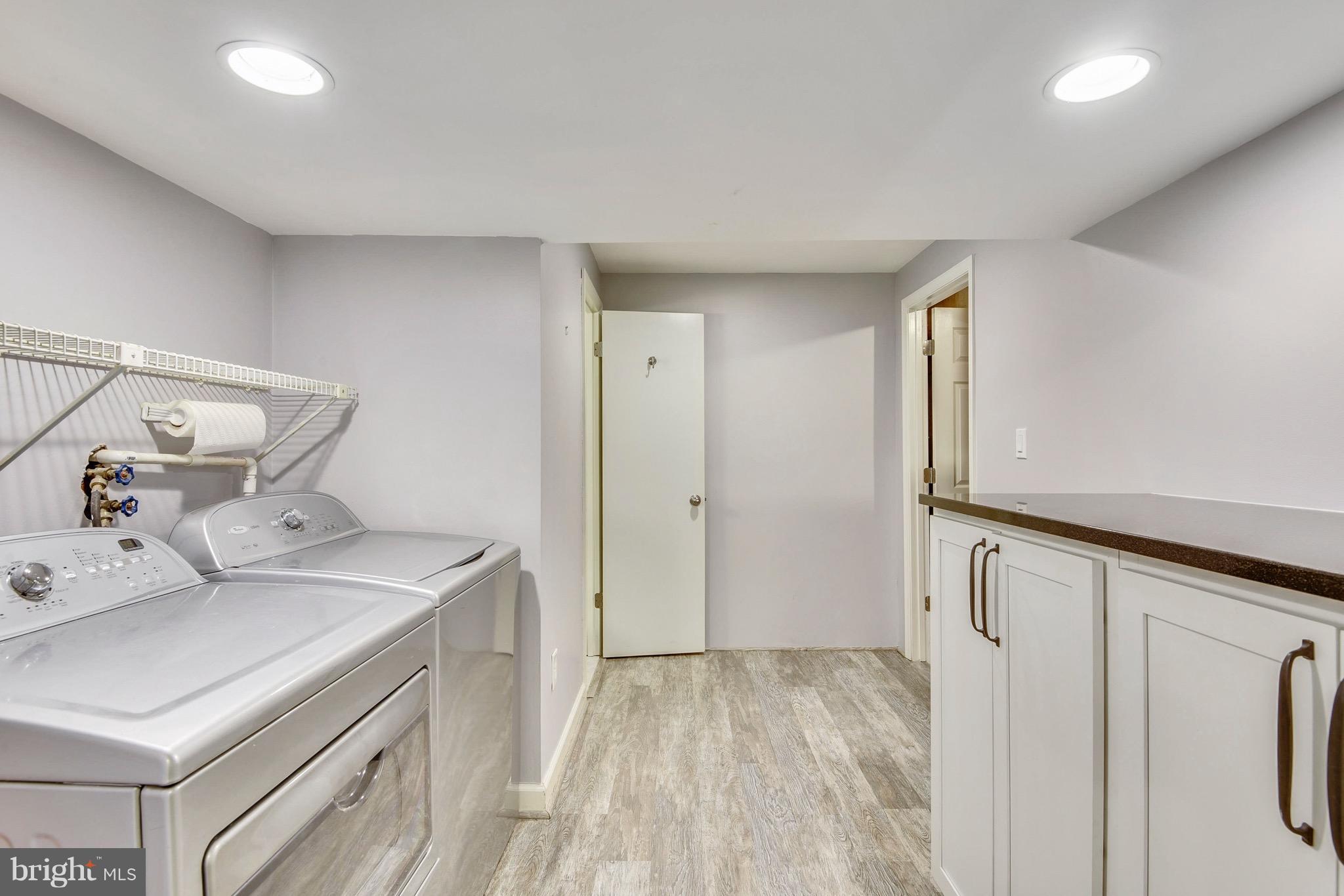 HILLMEAD - Residential
