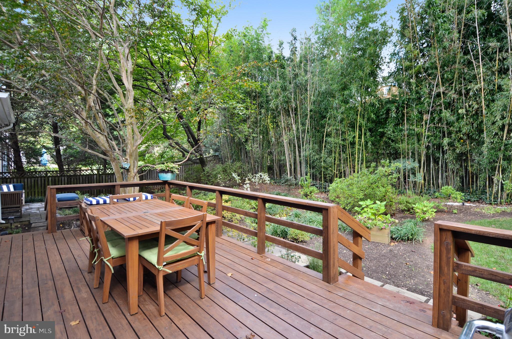 HILLMEAD - Residential