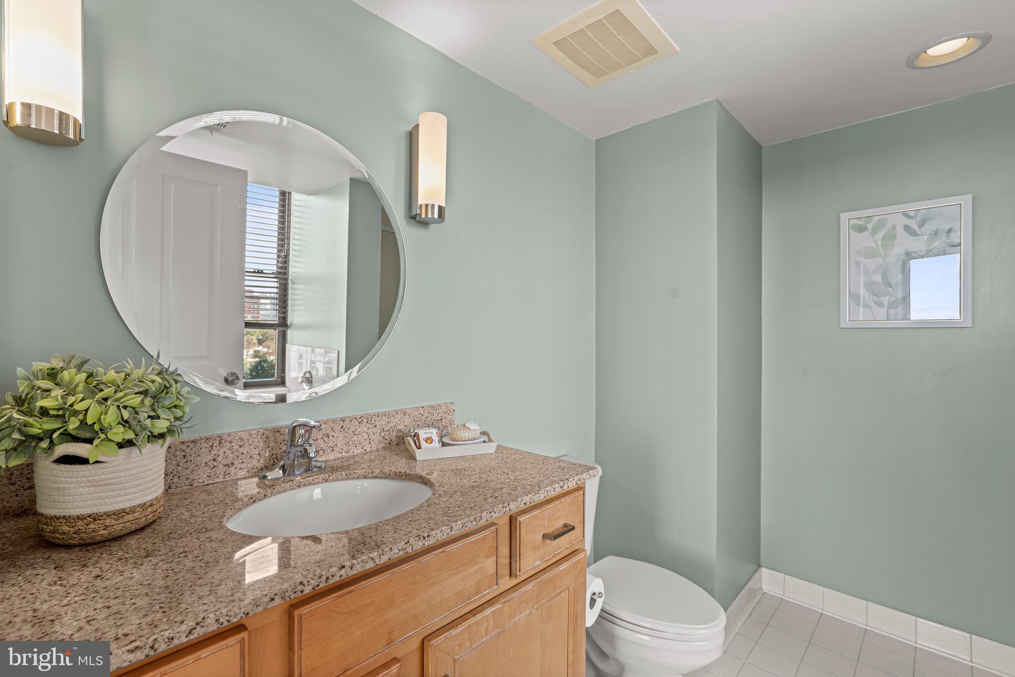 RESIDENCES AT STATION SQUARE - Residential Lease