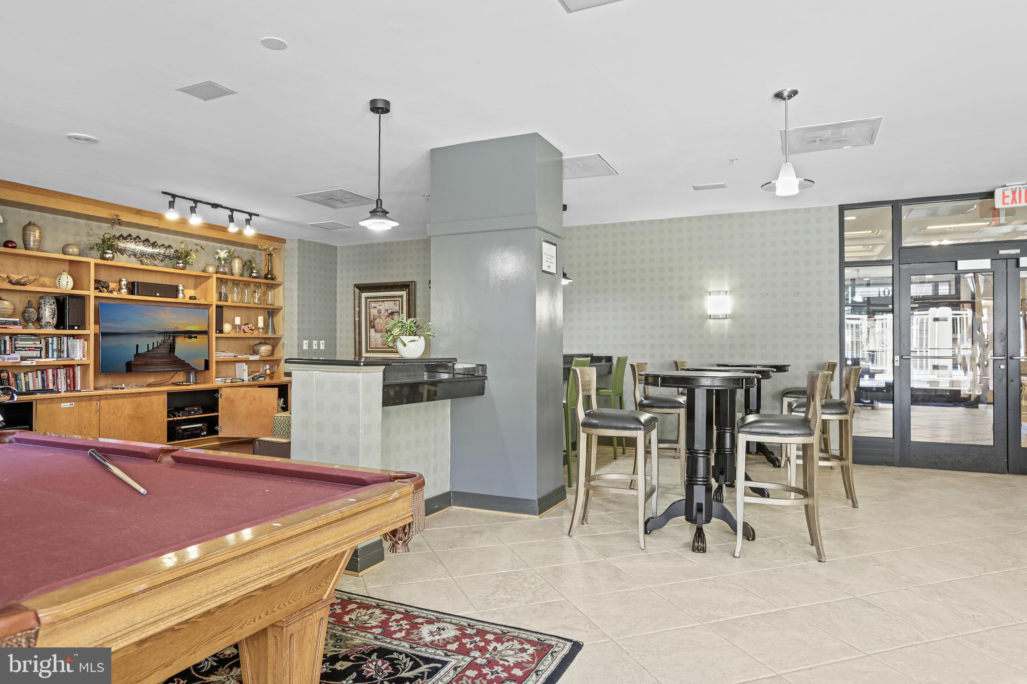 RESIDENCES AT STATION SQUARE - Residential Lease