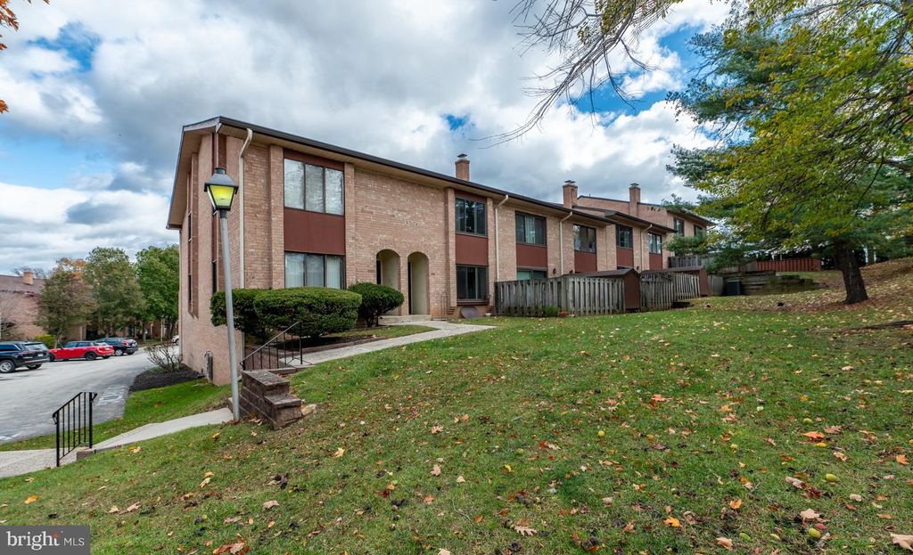 Photo of 1219 Stonybrook Dr #1219, NORRISTOWN, PA 19403 (MLS # PAMC2160294)