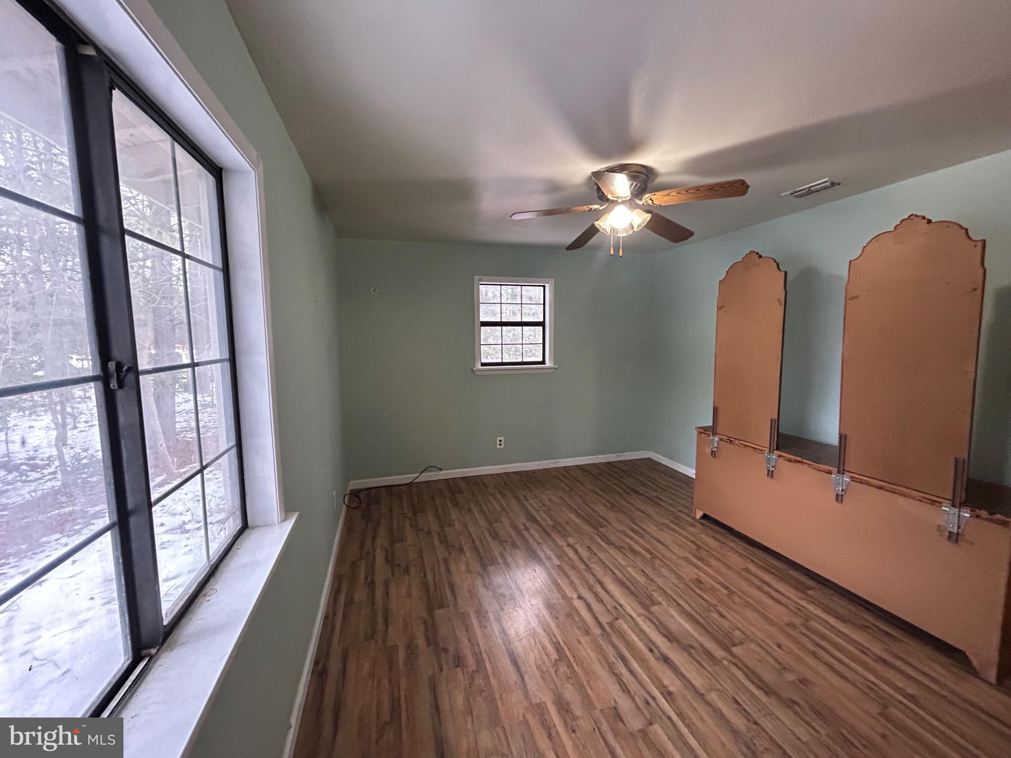 MERRY POINT ESTATES - Residential