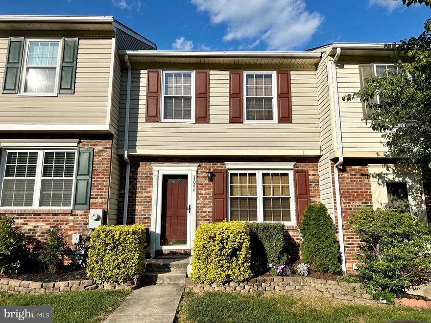 3 bedroom 2 full bath house in St Clair.  Luxury vinyl plank flooring flows through the living room and into the kitchen.  The eat-in kitchen has granite countertops, dark stainless steel appliances, the dining area, a passthrough into the living room and a slider to the deck overlooking the fenced rear yard.  The upper level offers 3 spacious bedrooms, all with ceiling fans, and the first full bath with a double sink vanity.  The walkout basement has a large family room, the second full bath, the laundry room and an additional storage room.  No smoking allowed.  Must use Weichert Realtors Diana Realty rental application and lease agreement.  Application fees are $50 per person over the age of 18.  Min of a one year lease term.  All applicants must have good credit and good landlord references.  All funds are due at the time of the lease signing, which is immediately after the application is approved by the owners in the form of money orders or a cashiers check.  Pets considered on a case-by-case basis.
