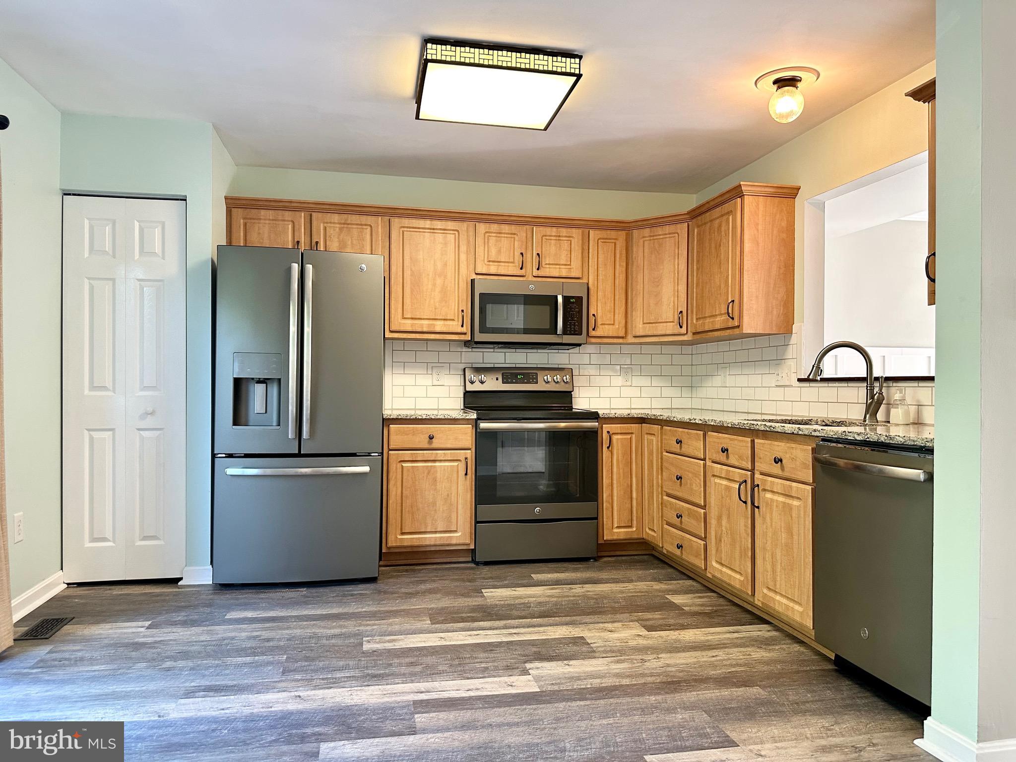 ST CLAIR - Residential Lease