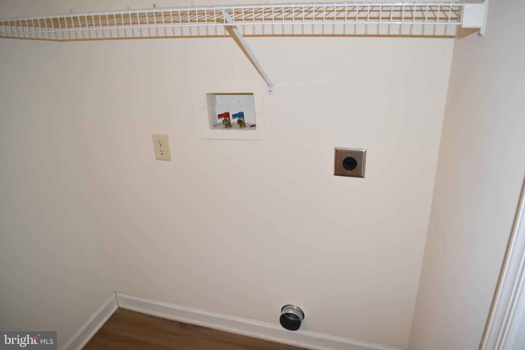 SALEM ROAD VILLAGE - Residential Lease