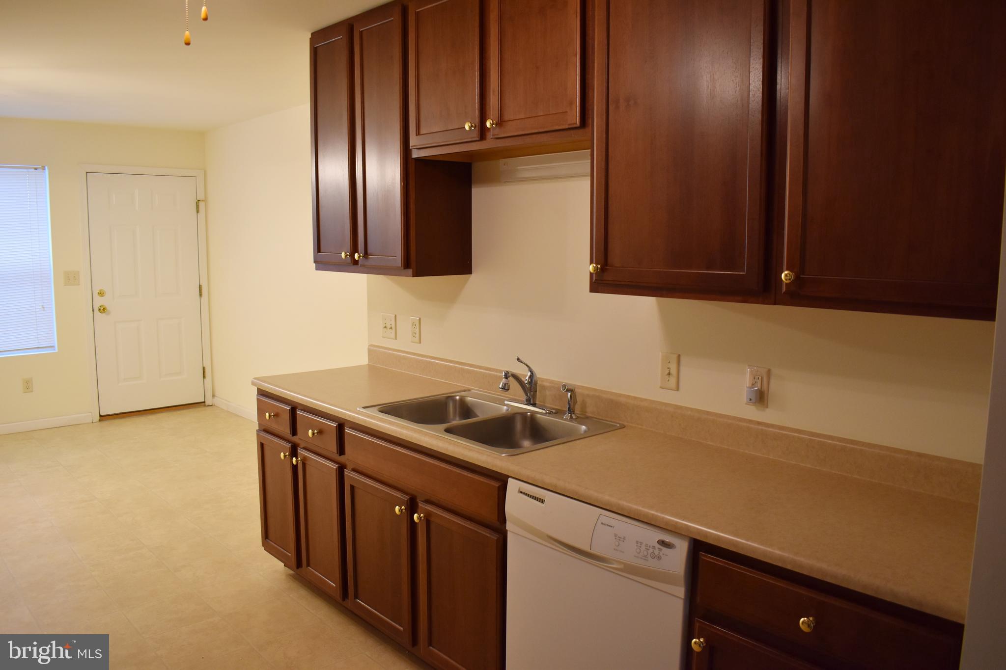 SALEM ROAD VILLAGE - Residential Lease