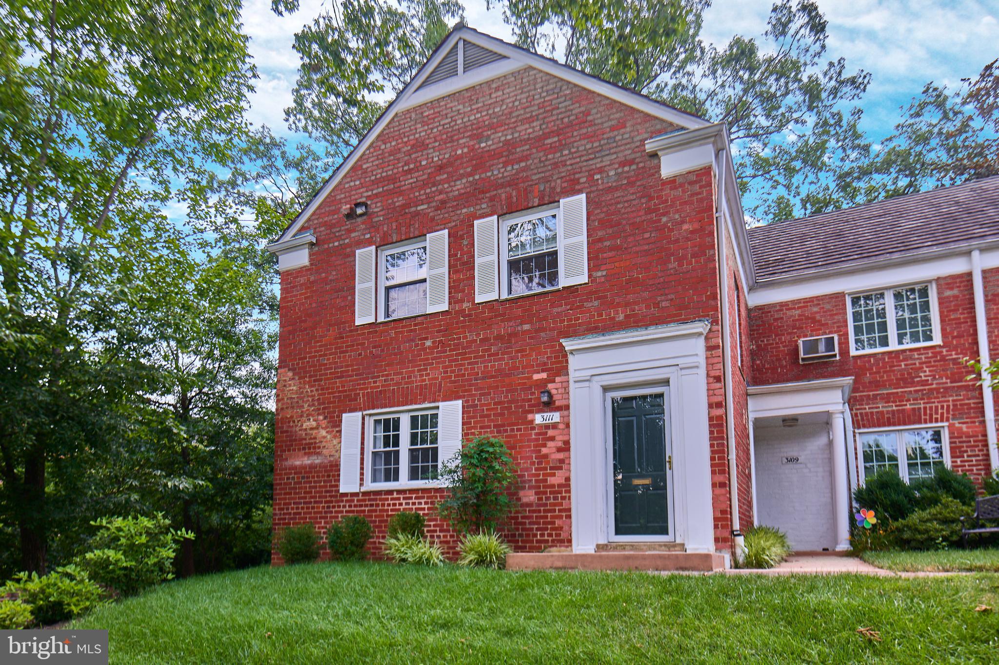 3111 VALLEY DRIVE