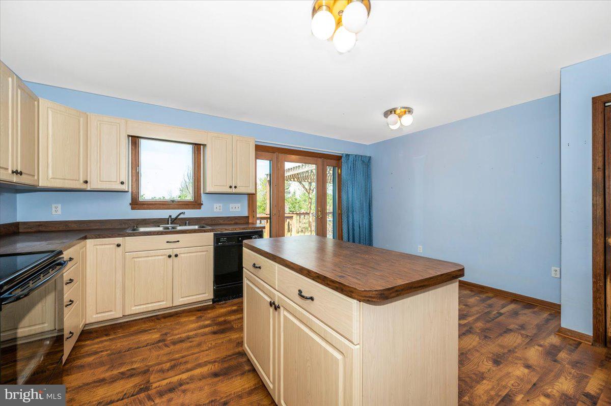 JEFFERSON VIEW - Residential