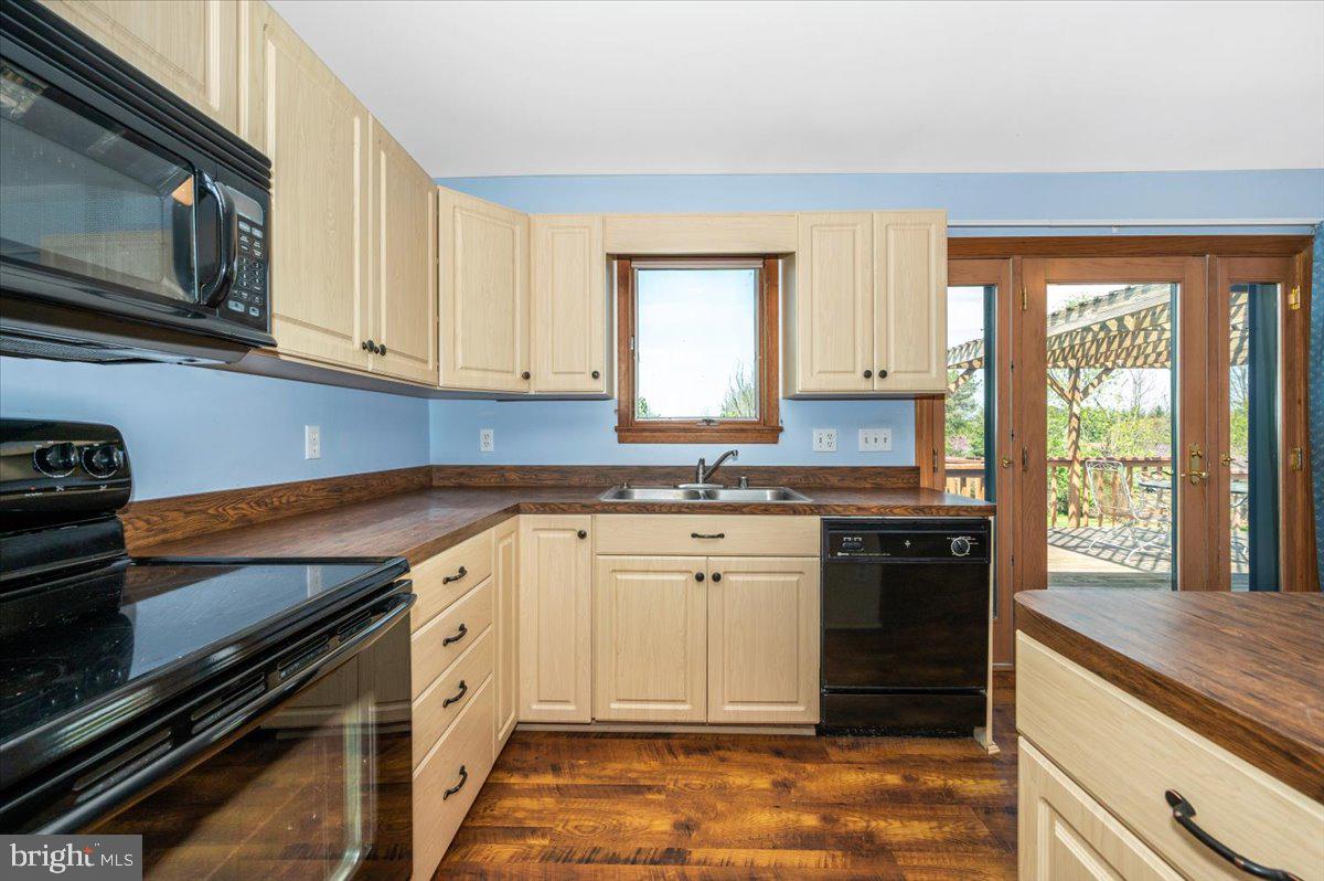 JEFFERSON VIEW - Residential