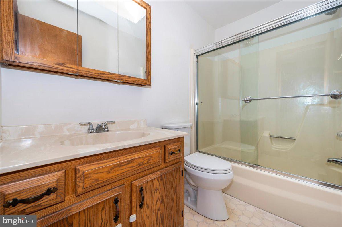 JEFFERSON VIEW - Residential