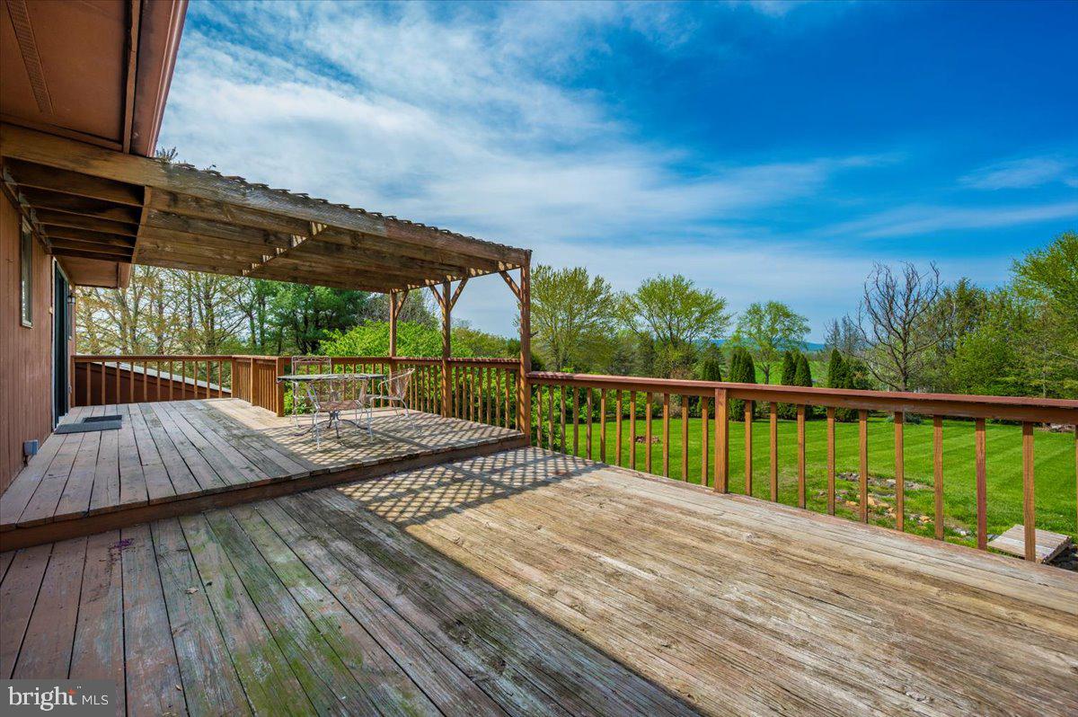 JEFFERSON VIEW - Residential