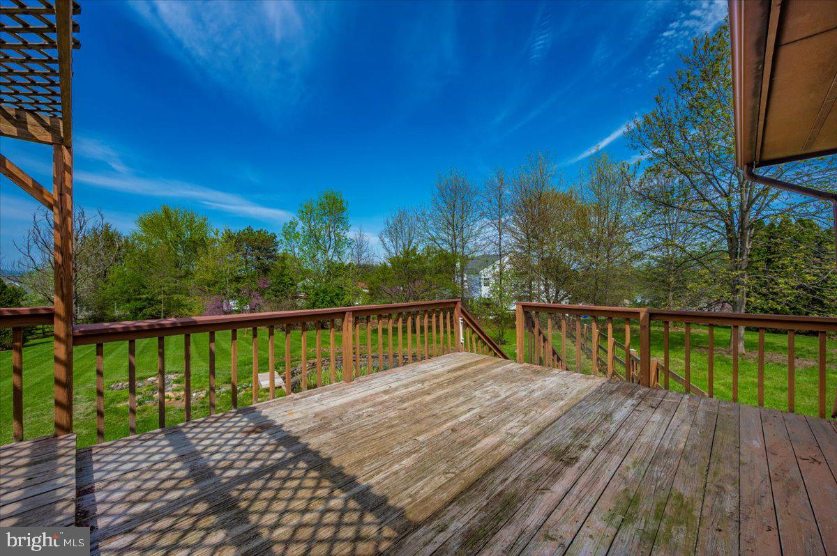 JEFFERSON VIEW - Residential