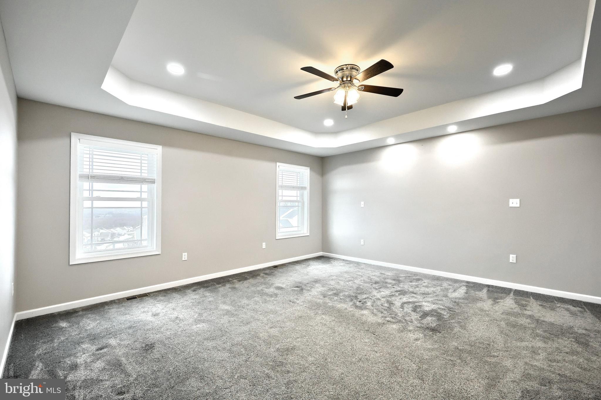 LEXINGTON ESTATES - Residential