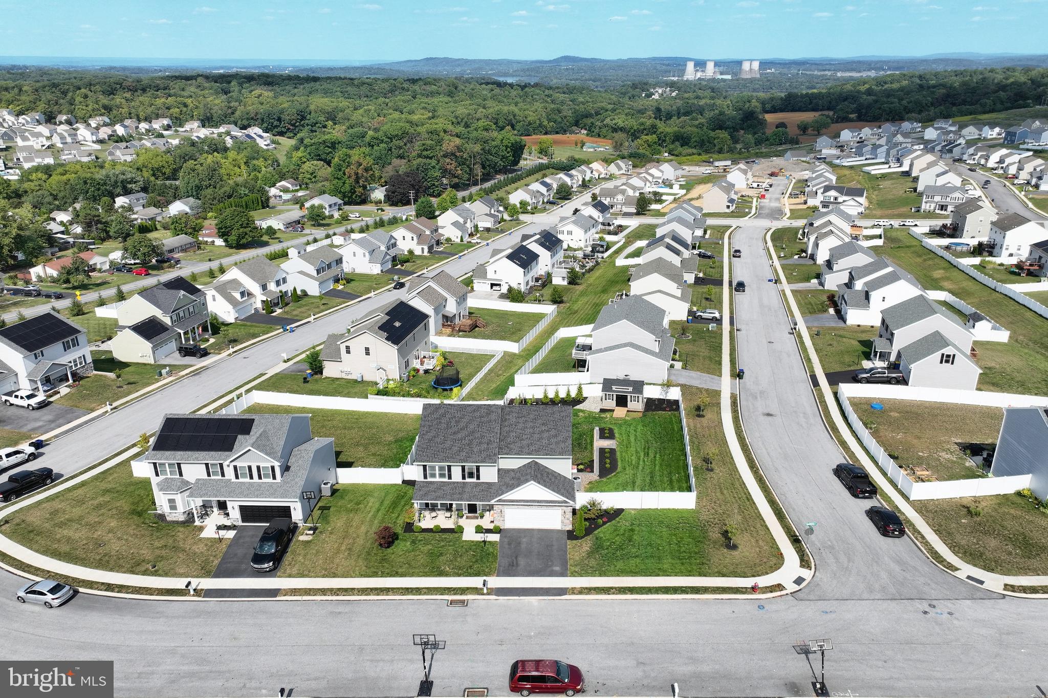 LEXINGTON ESTATES - Residential