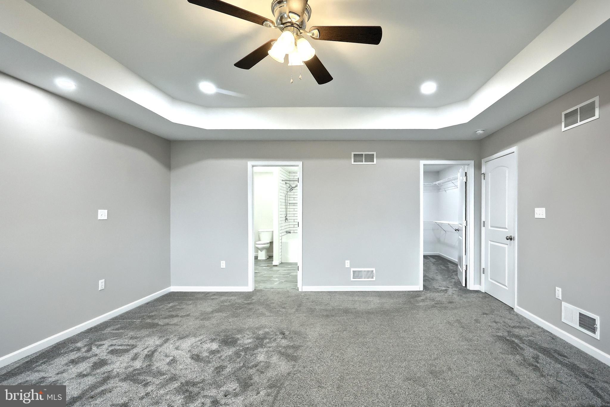 LEXINGTON ESTATES - Residential