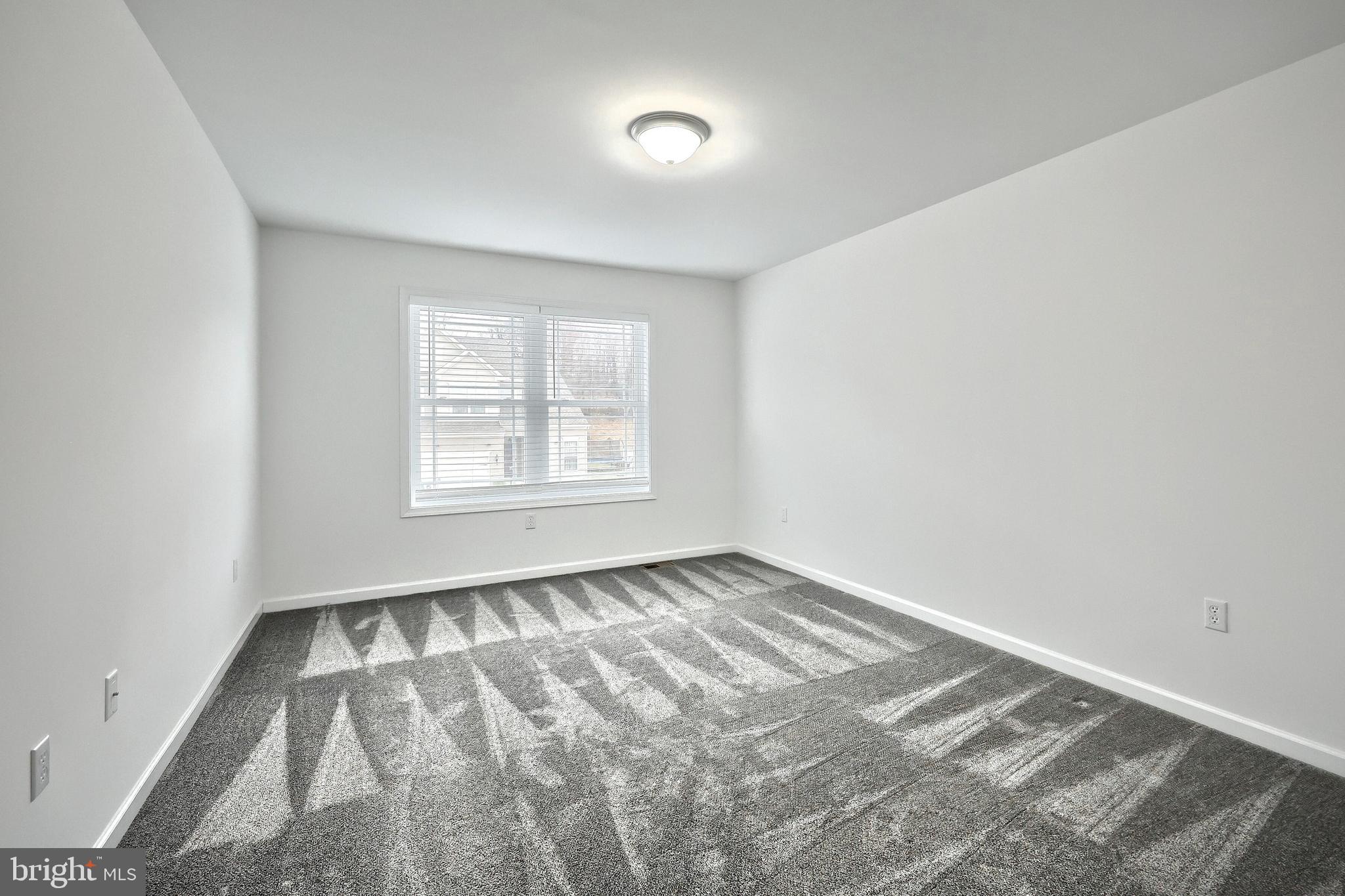 LEXINGTON ESTATES - Residential