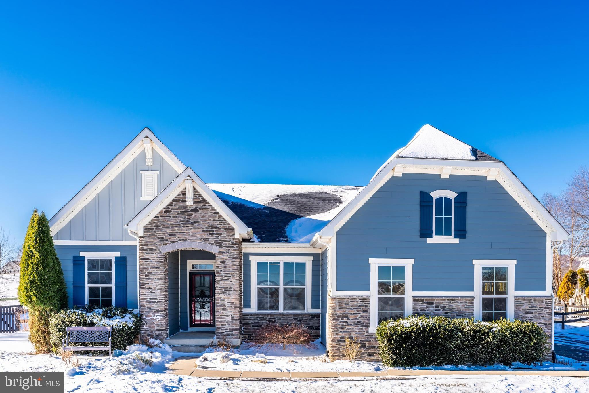 DUTCHMANS CREEK HAMLET - Residential Lease