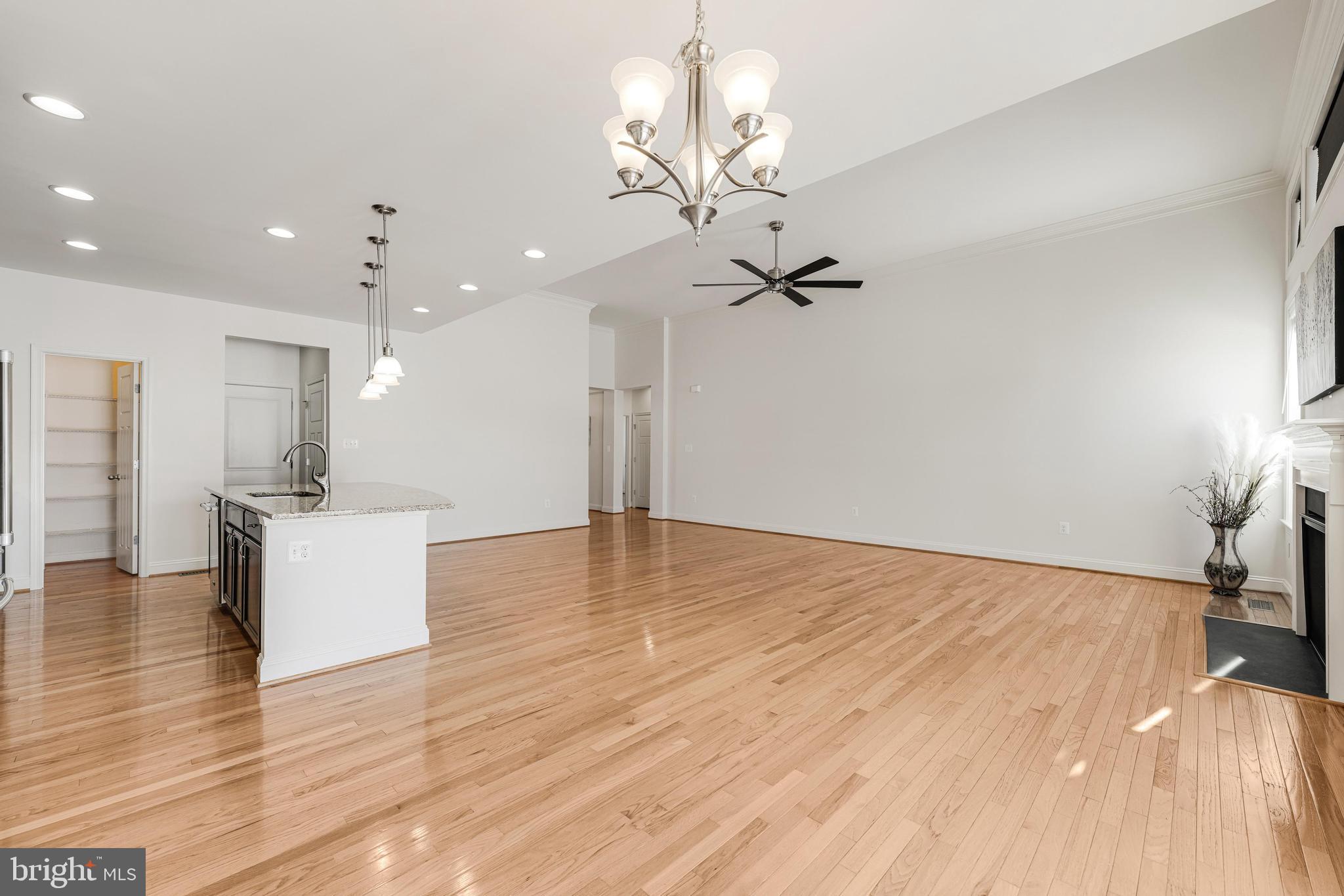 DUTCHMANS CREEK HAMLET - Residential Lease