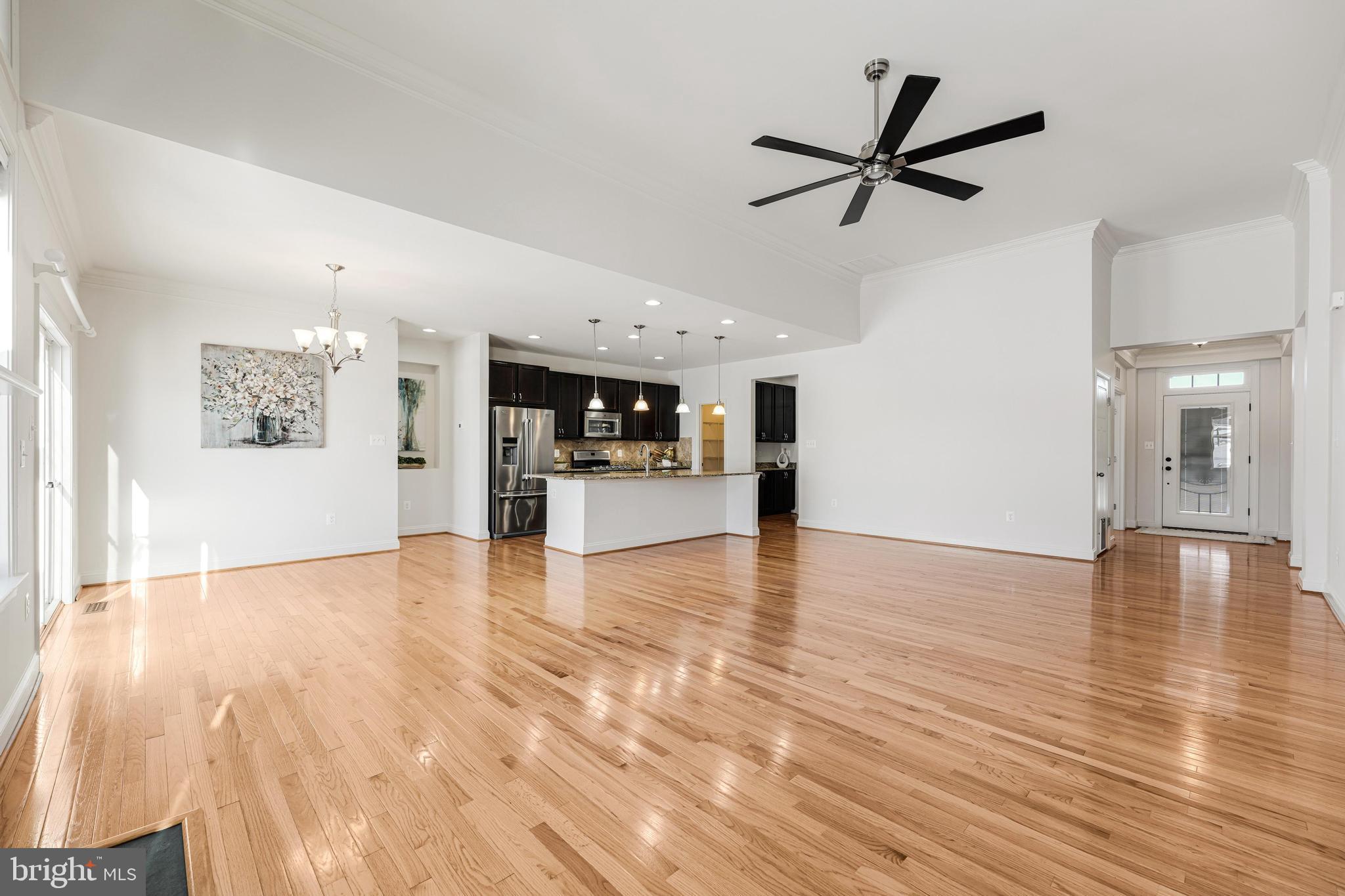 DUTCHMANS CREEK HAMLET - Residential Lease