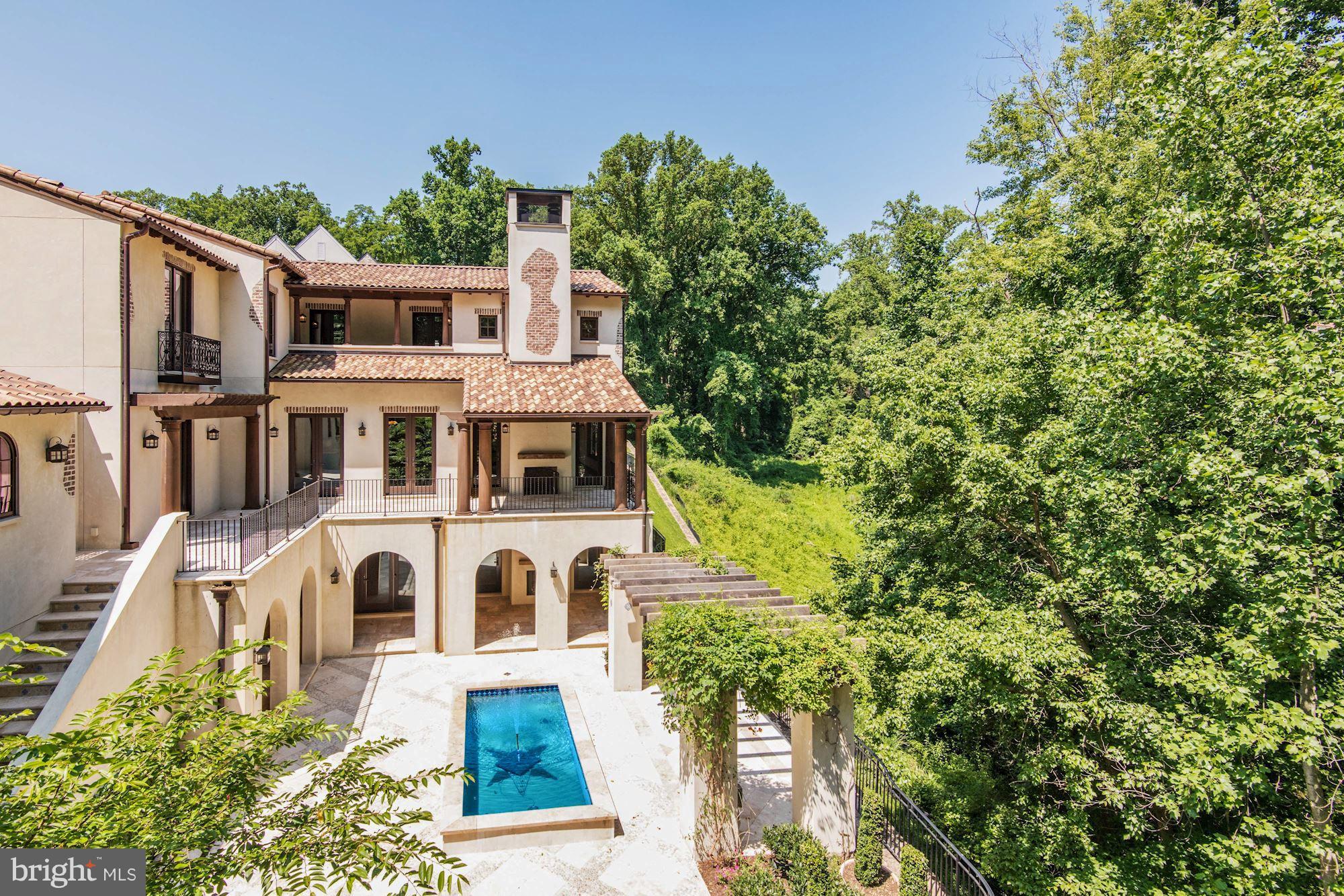 FOXHALL - Residential