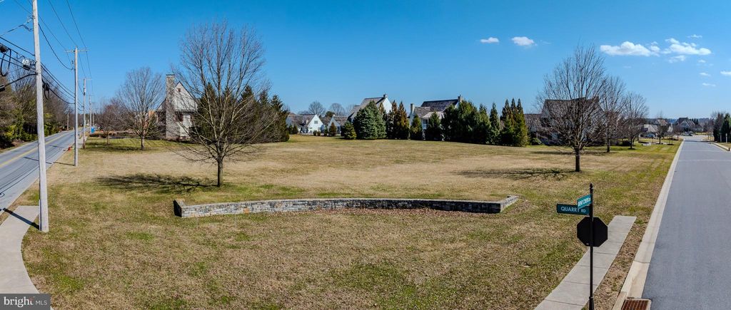 Photo of 902 Bent Creek Drive, LITITZ, PA 17543 (MLS # PALA2085140)