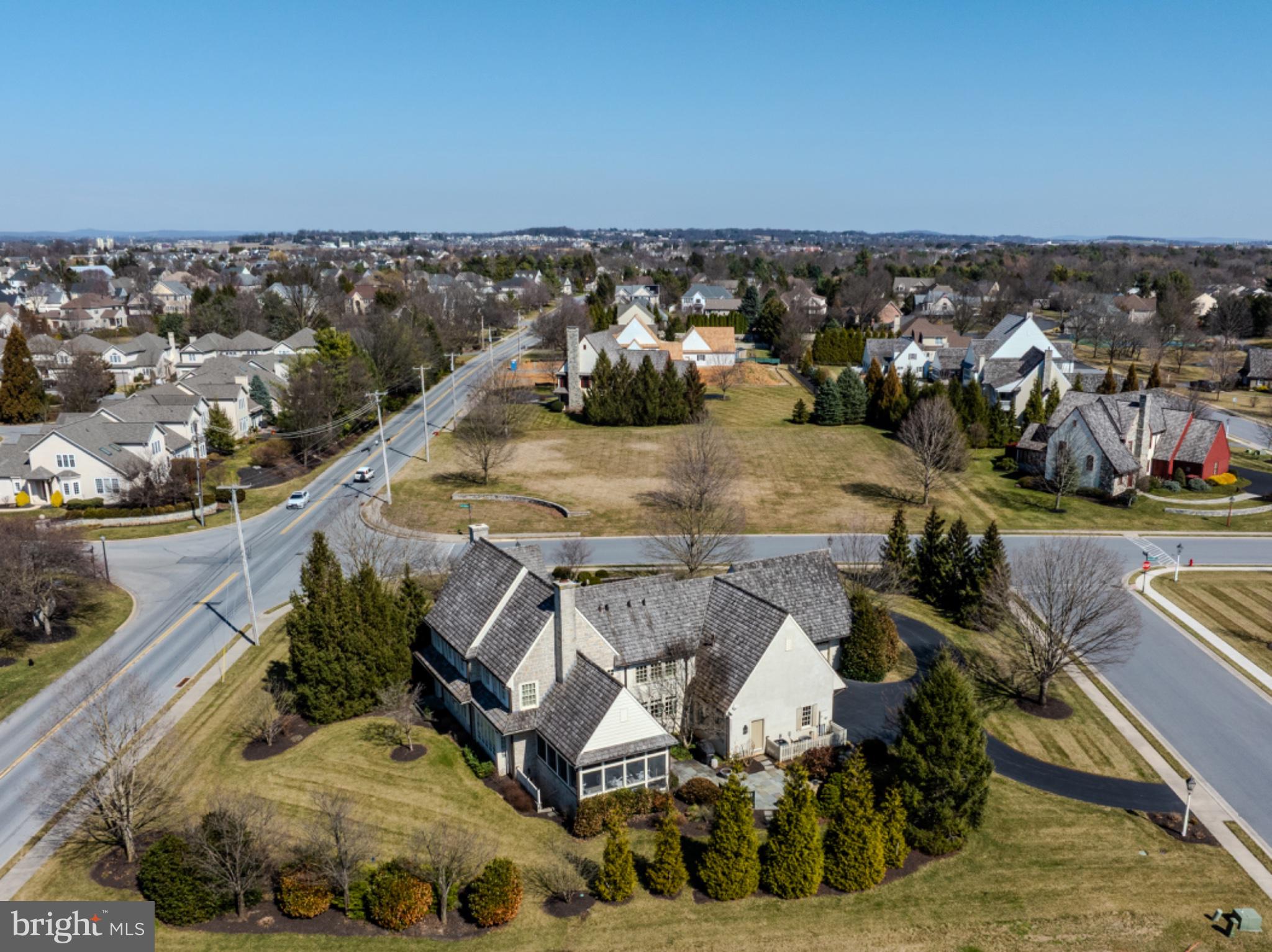 902 BENT CREEK DRIVE