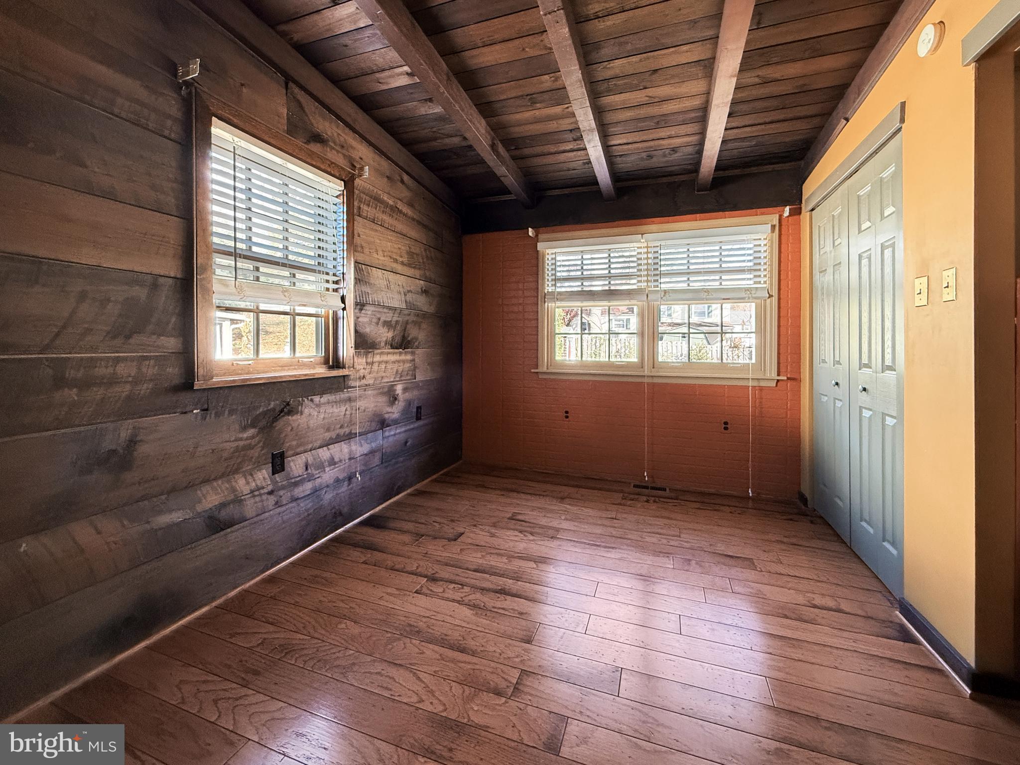 ABINGTON WOODS - Residential