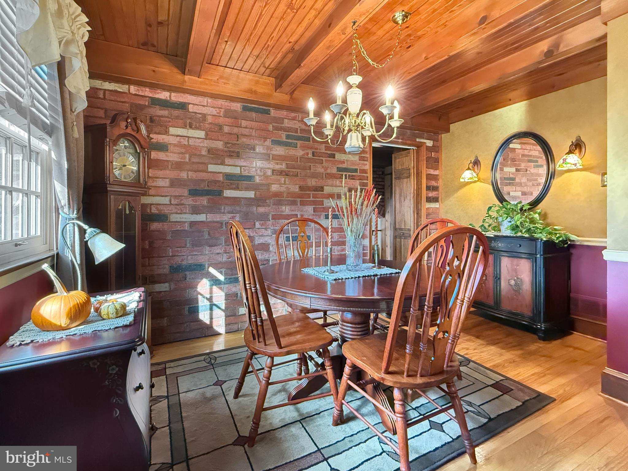 ABINGTON WOODS - Residential