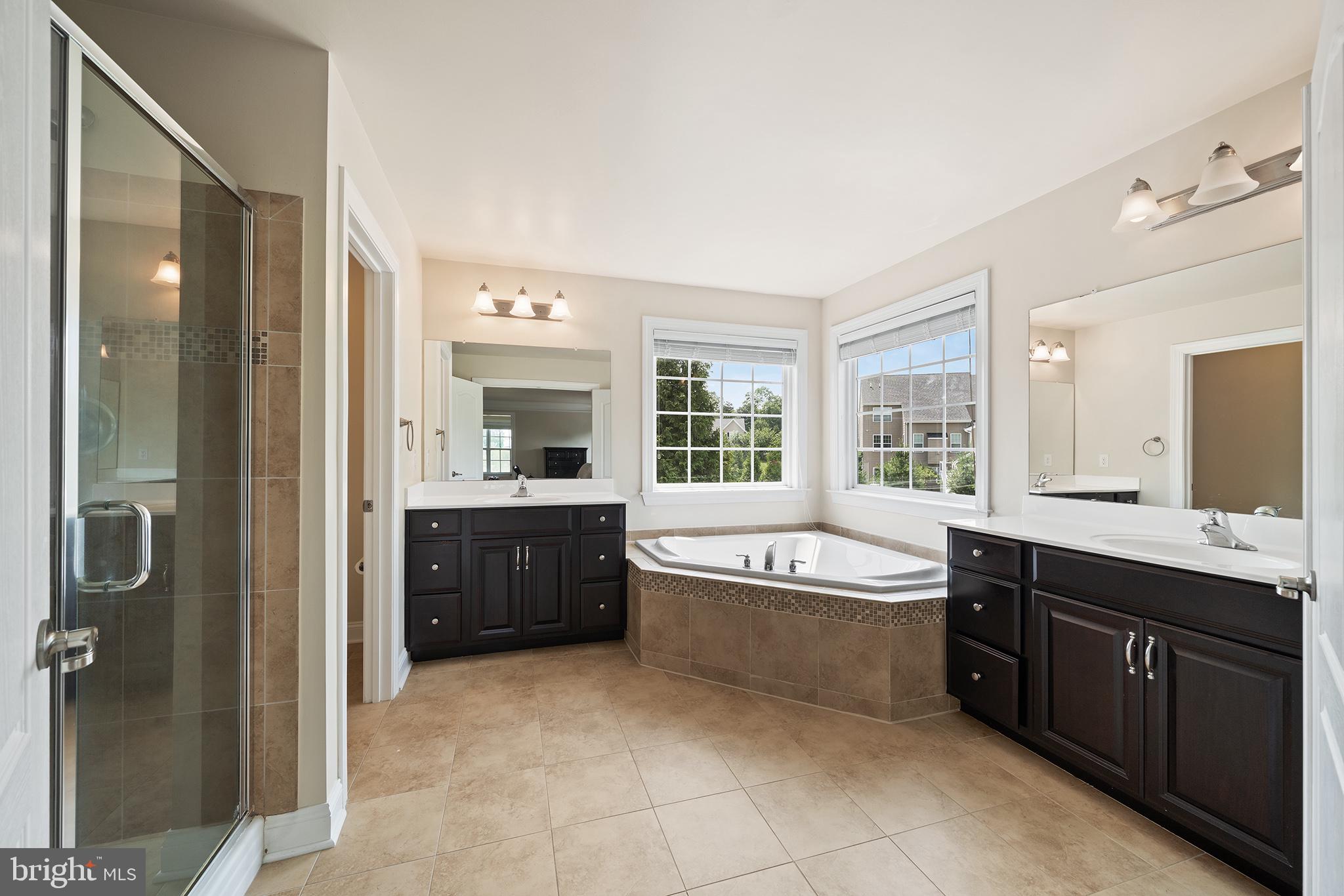 PRESERVEATSQUIRECHEY - Residential